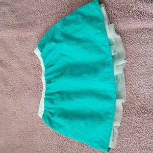 Girl's Cat & Jack Seafoam Reversible Eyelet & Tulle Skirt Size 7/8